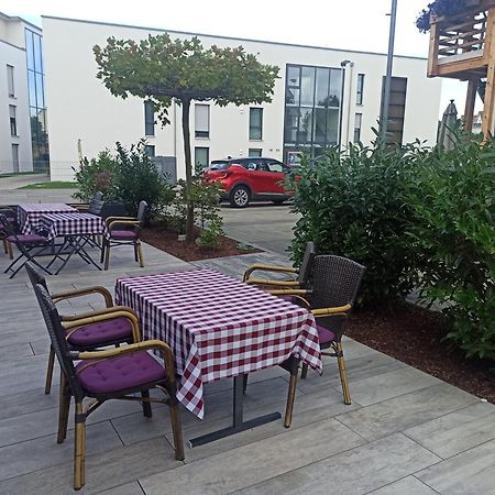 Hotel Gaestehaus Stock Zimmer Sahnehaeuble Friedrichshafen Exterior photo