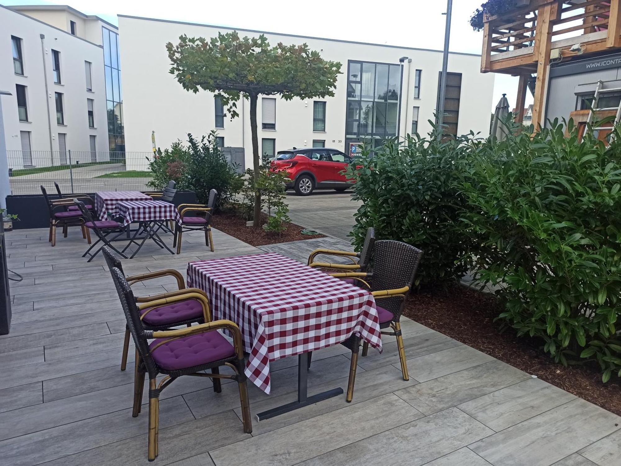 Hotel Gaestehaus Stock Zimmer Sahnehaeuble Friedrichshafen Exterior photo